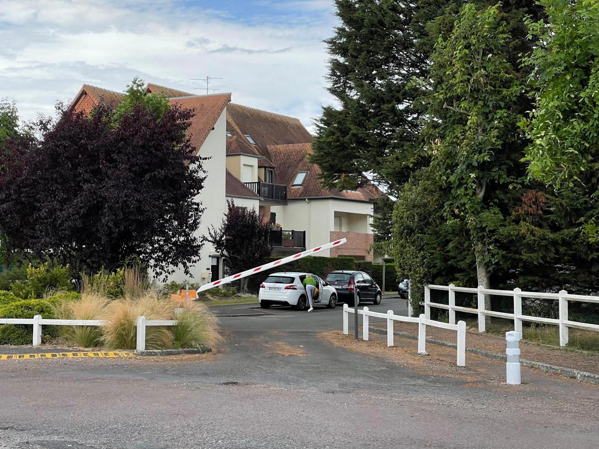 Cabourg Plage A 200M Plage Екстериор снимка